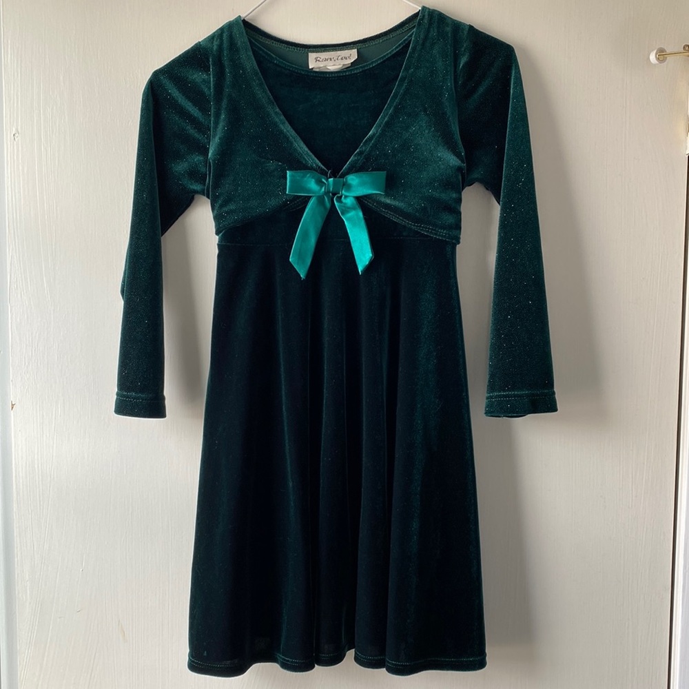 Girls long-sleeved dress, great for holiday parties